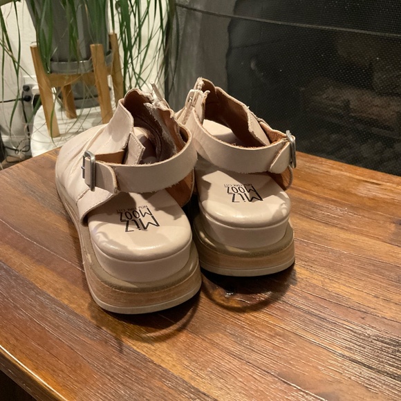 Miz Mooz Leather Backstrap Sandals Cream Size US 7.5 / EU 38 - Picture 5 of 9